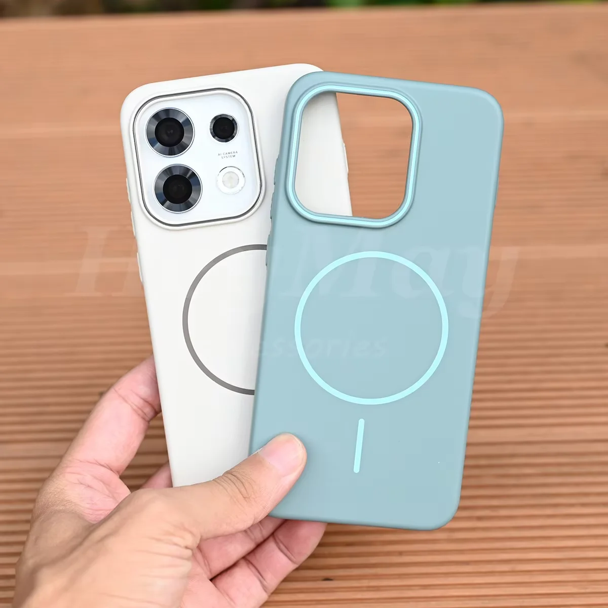 Stylish Magnetic Frosted Finish Skin-friendly Hard Case with Shockproof Protection