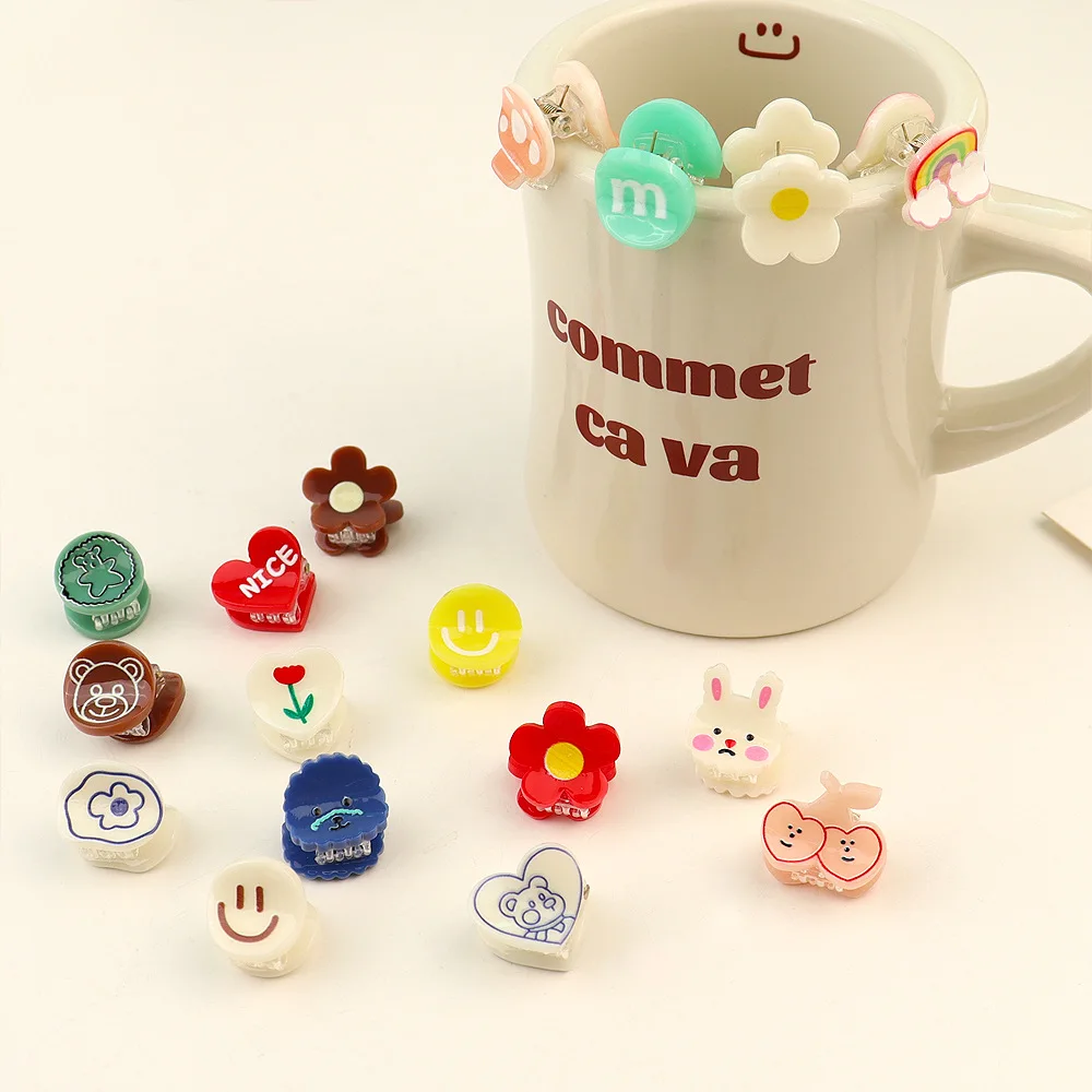 2 Pcs/Set Candy Color Cute Mini Hair Claw for Girls Lovely Acrylic Hair Accessories Sweet Cartoon Bear Rainbow Animal Headwear