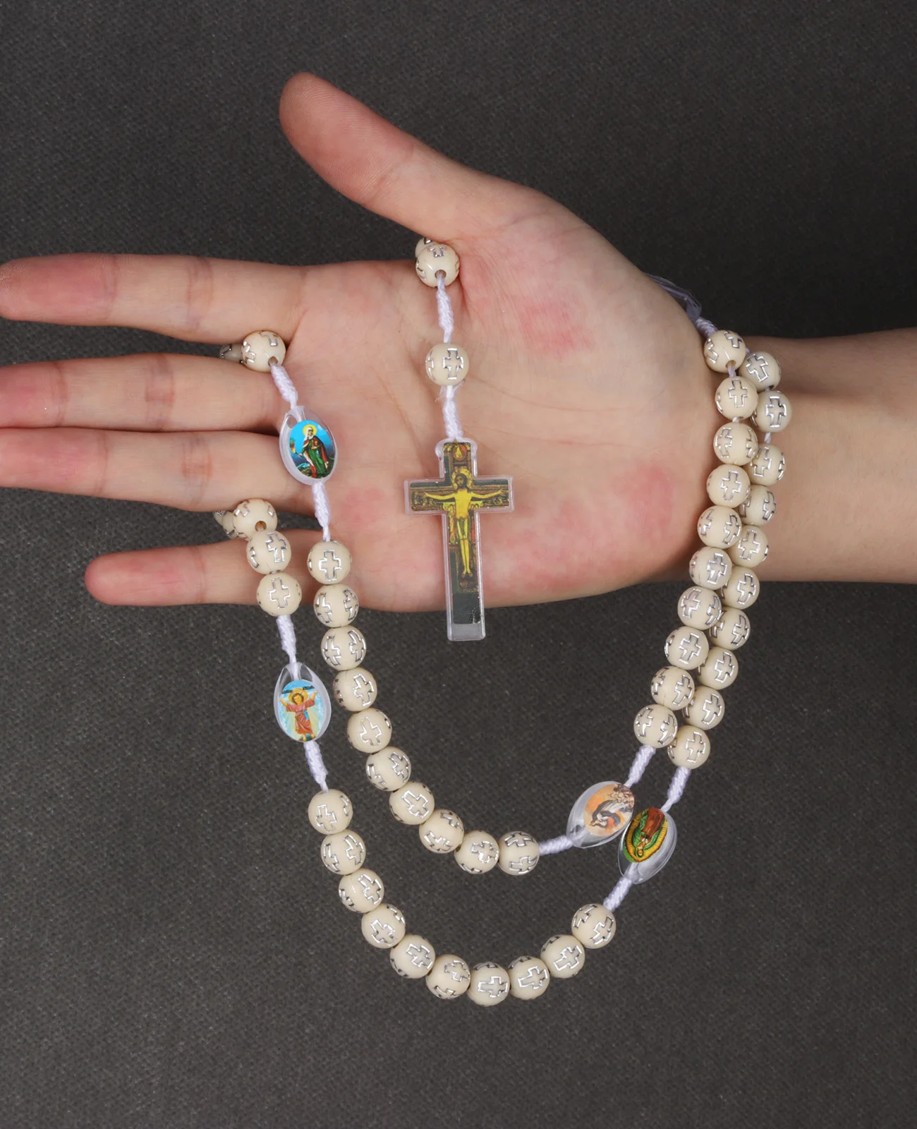 Diyalo religiöses Acryl weiß lose Perlen Rosenkranz Gebets kette mit Seil kette katholische Charms Taufe Andachts geschenke – Detail 2