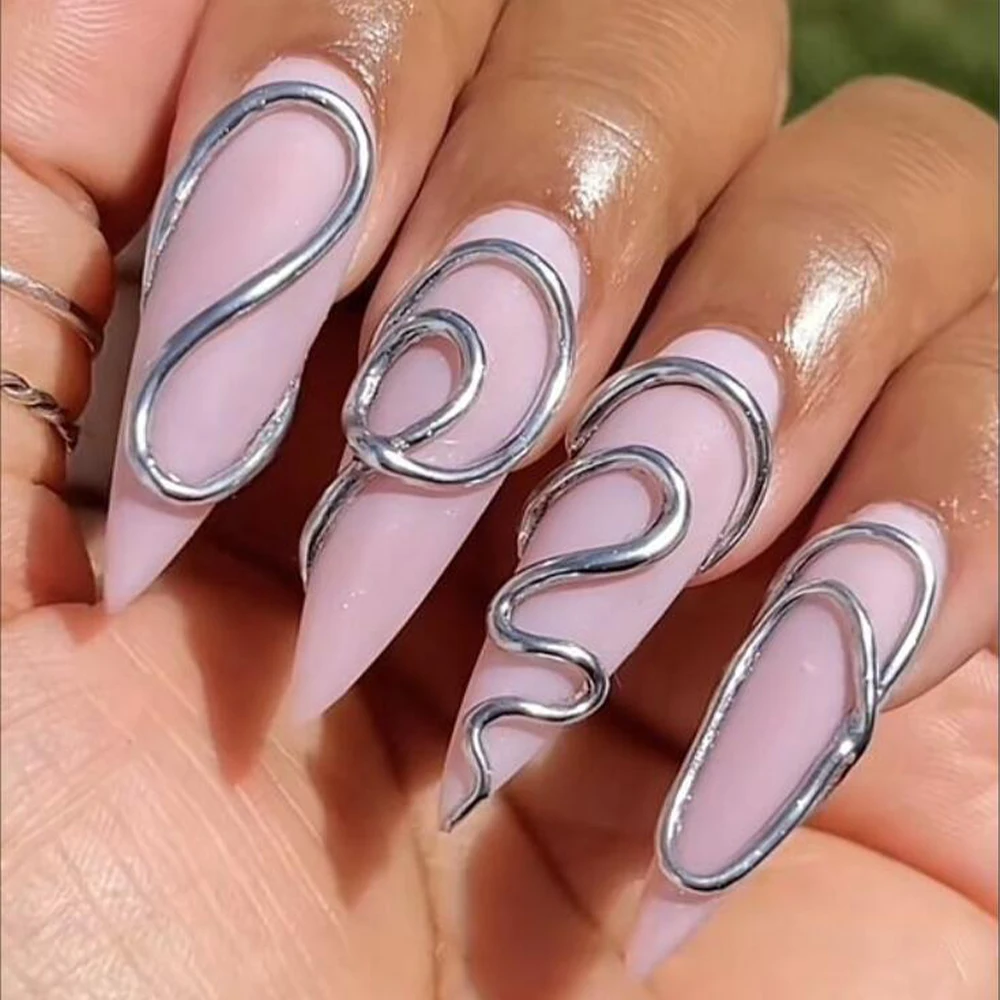 Vernis à Ongles Effet Miroir Leticia Well - Couleur Cuivré - Finition Chromée Intense - PAO 12 Mois