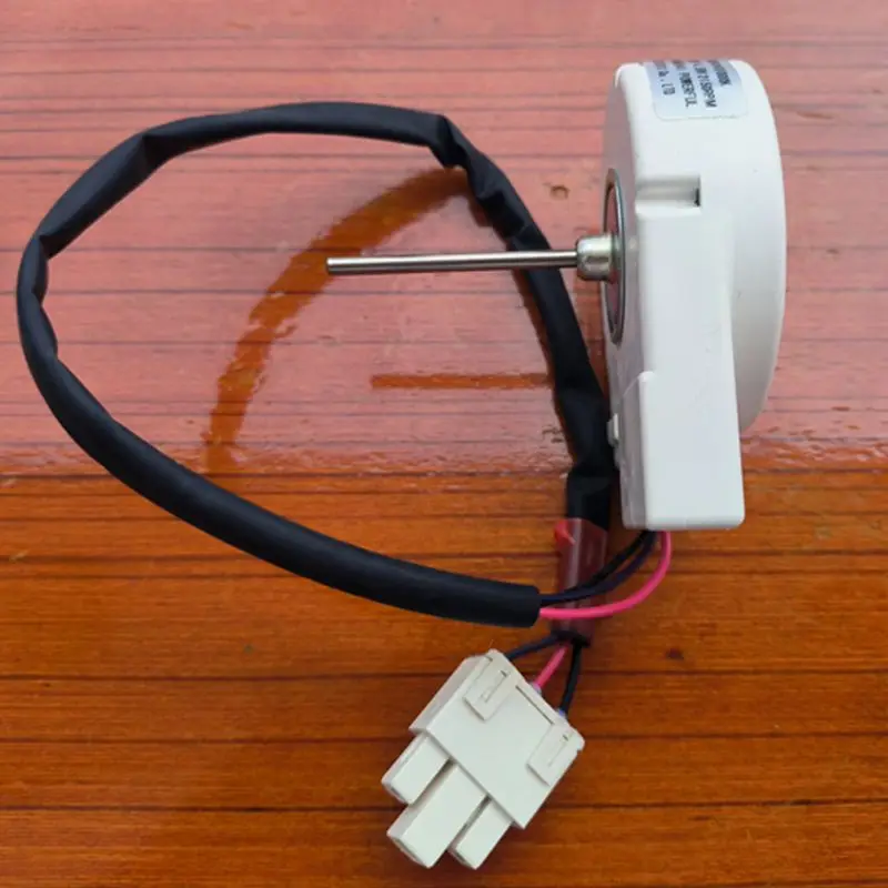 Motor fan refrigerator 50240401000k DC12V 4.5W cooling motor fan cooling motor fan