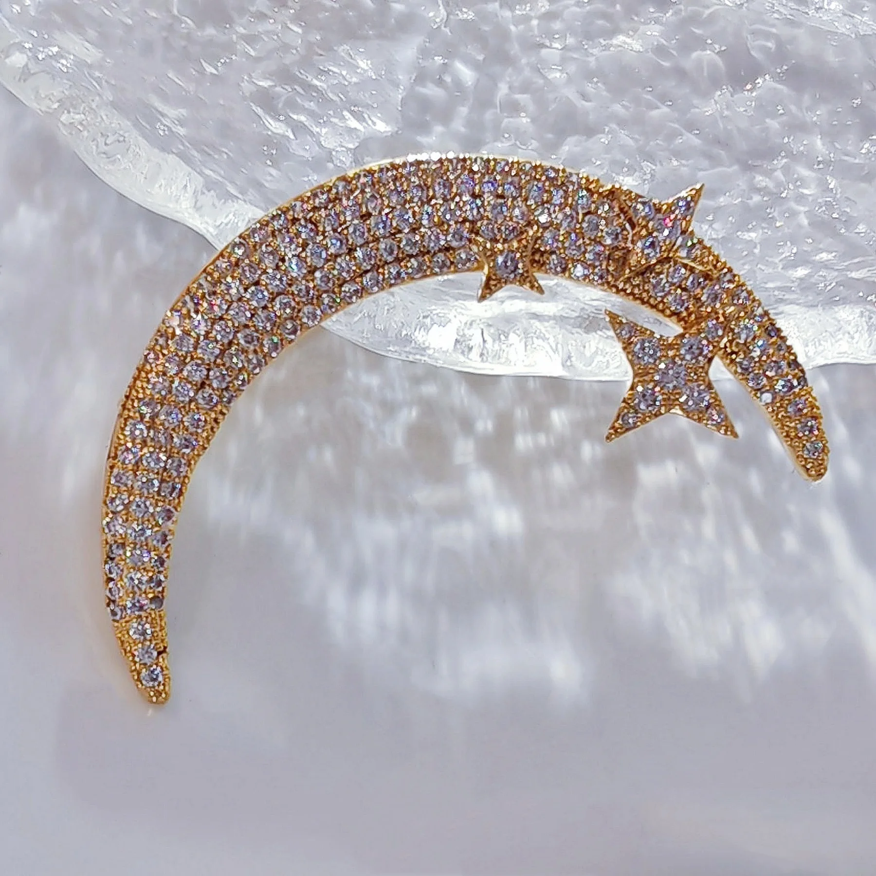 Simplistic Fashion Gold Tone CZ Trio Star & Crescent Moon Brooch Pin for Unisex Jewelry