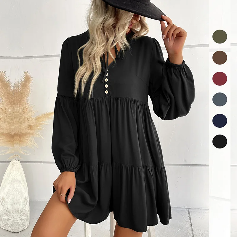 

2023 Autumn New European and American Long-sleeved V-neck Loose Solid Color Temperament Stitching Pleated Dress