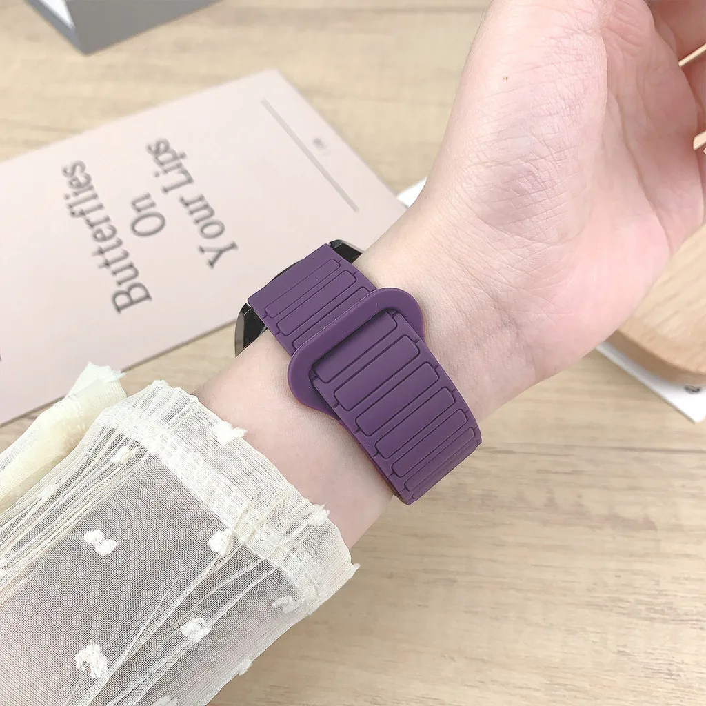 Magnetic Silicone Loop Strap Wristband, 22mm