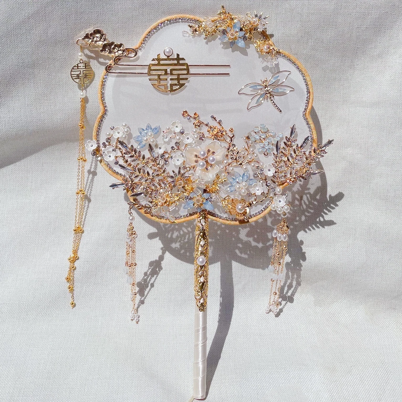 

Bridal Wedding Circular Fan Ice Blue Light Blue Crystal Rhinestone Chinese Wedding Xiuhe Clothing Wedding Fan DIY Material