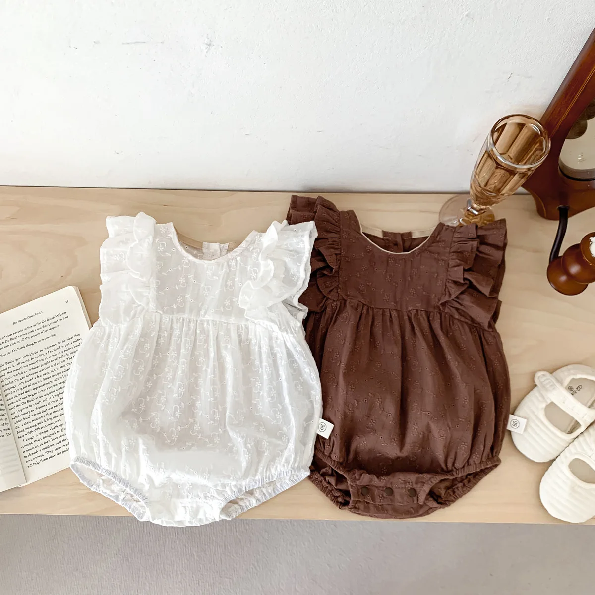

Newborn Clothes 2023 Summer Toddler Baby Girls Bodysuit Lace Flying Sleeve Jumpsuit Solid Color Sleeveless Infant One Piece