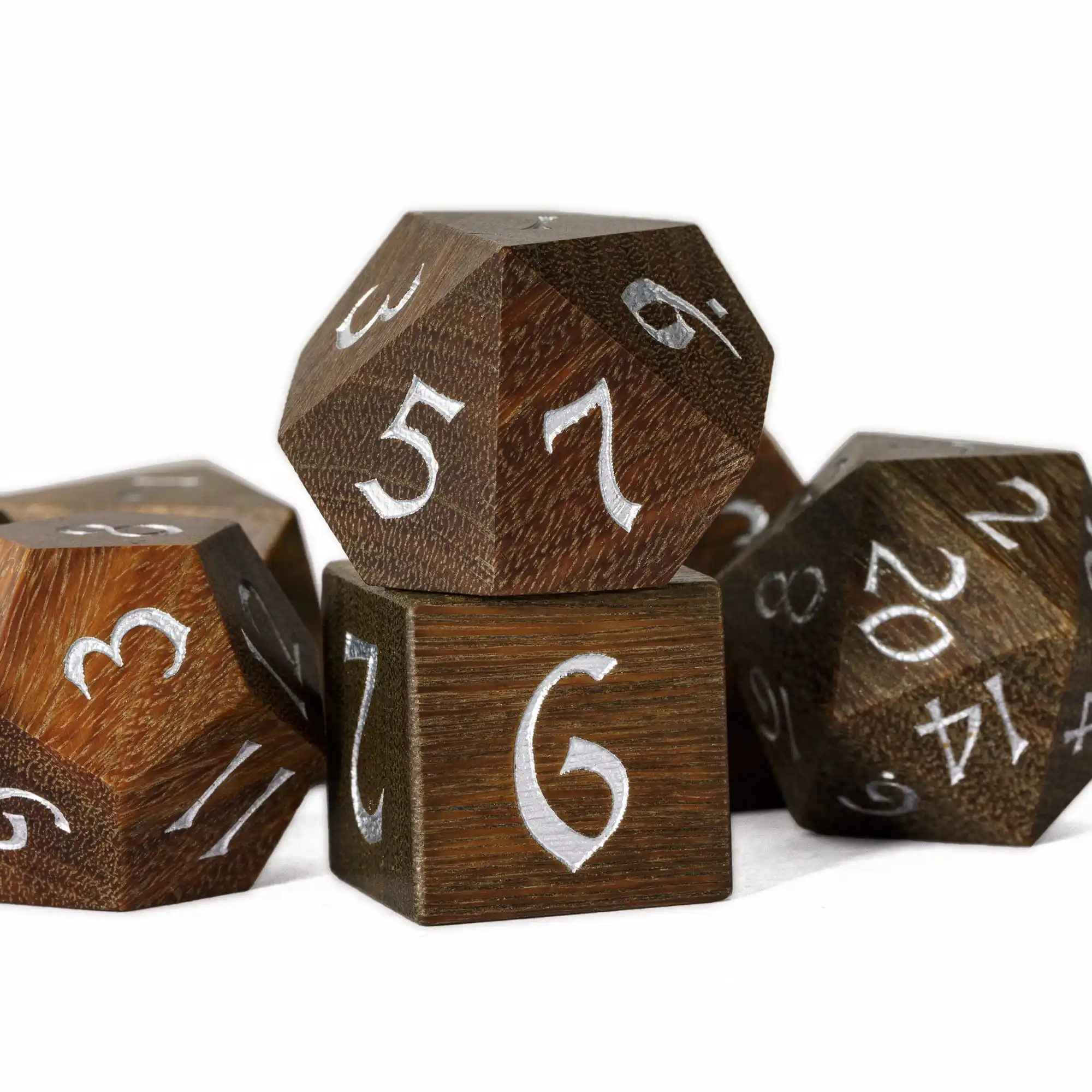 Cusdie DND Wooden Dice Set 7Pcs D4 D6 D8 D10 D% D12 D20 Polyhedral Game Dice Dice Set for Table Games TRPG