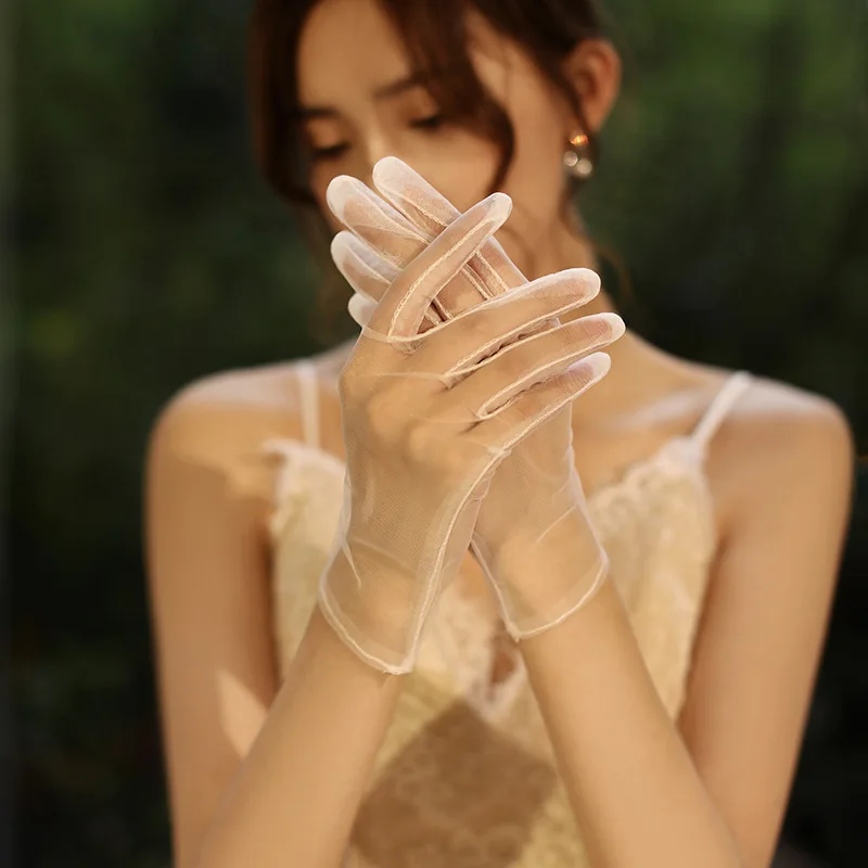 

Wedding Tulle Finger Gloves Ladies Short Tea Party Gloves Wrist Banquet Gloves Summer Dancing Gloves