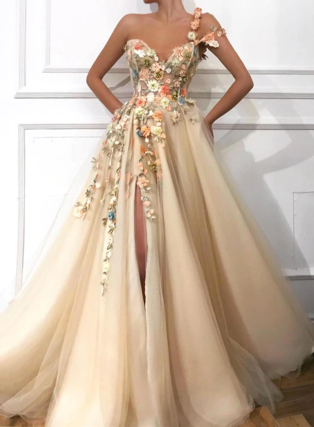 

Women Tulle Evening Dress 2023 High Split Sleeveless Flower Applique Formal One Shoulder Wedding Party Prom Gown Robe De Soiree