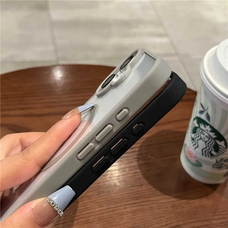 รูปสินค้า เคสใส MagSafe ใส่ iPhone ได้ทุกรุ่น ชาร์จไร้สายแม่เหล็ก