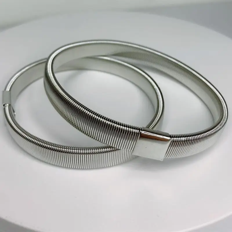 2 pezzi da uomo fascia da braccio elastica porta manica camicia giarrettiere elastiche in metallo polsini antiscivolo accessori di abbigliamento anelli da braccio nuovo  200000297
