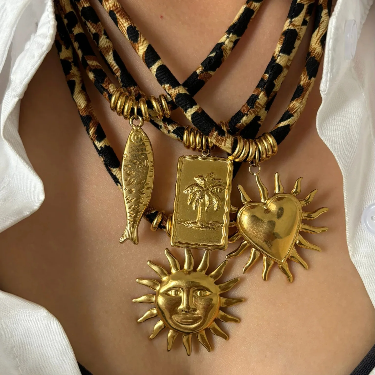 Sexy Leopard Print Velvet Rope Design Stainless Steel Necklace Gold Color Waterproof Sun Fish Heart Pendant Choker Trend Jewelry