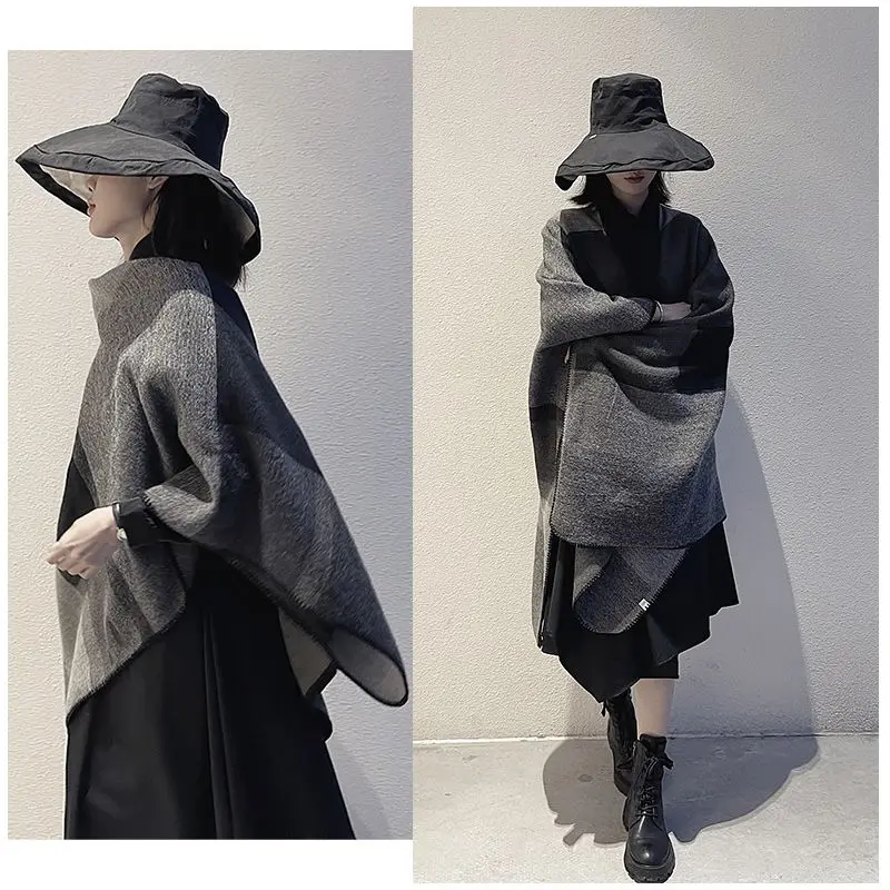

Wrap The Cape Over The Coat with A Cloak for Women To Wear In Autumn and Winter