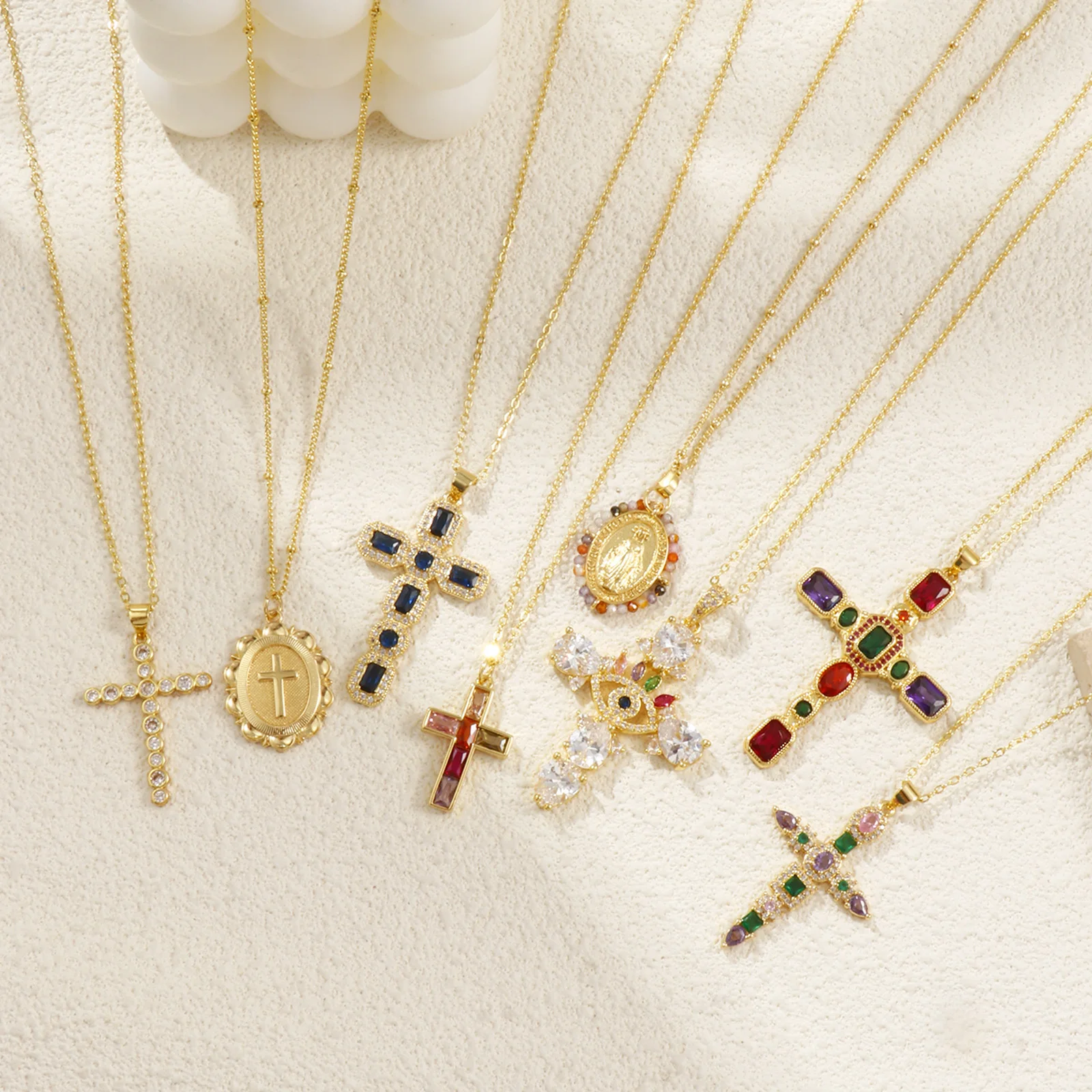 1pc Religiöse Messing Halskette Gold Farbe Link Ketten Kreuz Oval Mehrfarbige Strass Anhänger Halskette Für Frauen Partei Schmuck
