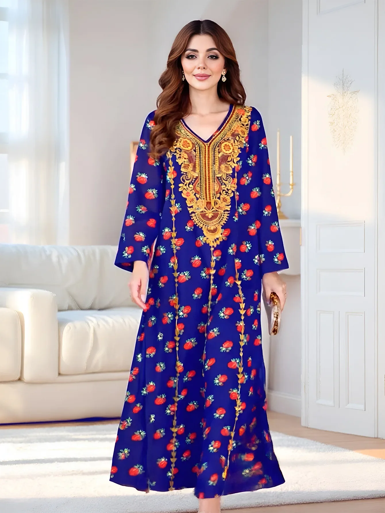 فستان طويل أزرق ملكي بتطريز ذهبي ونقشة ورد