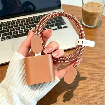 Set custodia protettiva per caricabatterie da 20 W per telefono con avvolgicavo e coperture per connettori Texture in pelle TPU