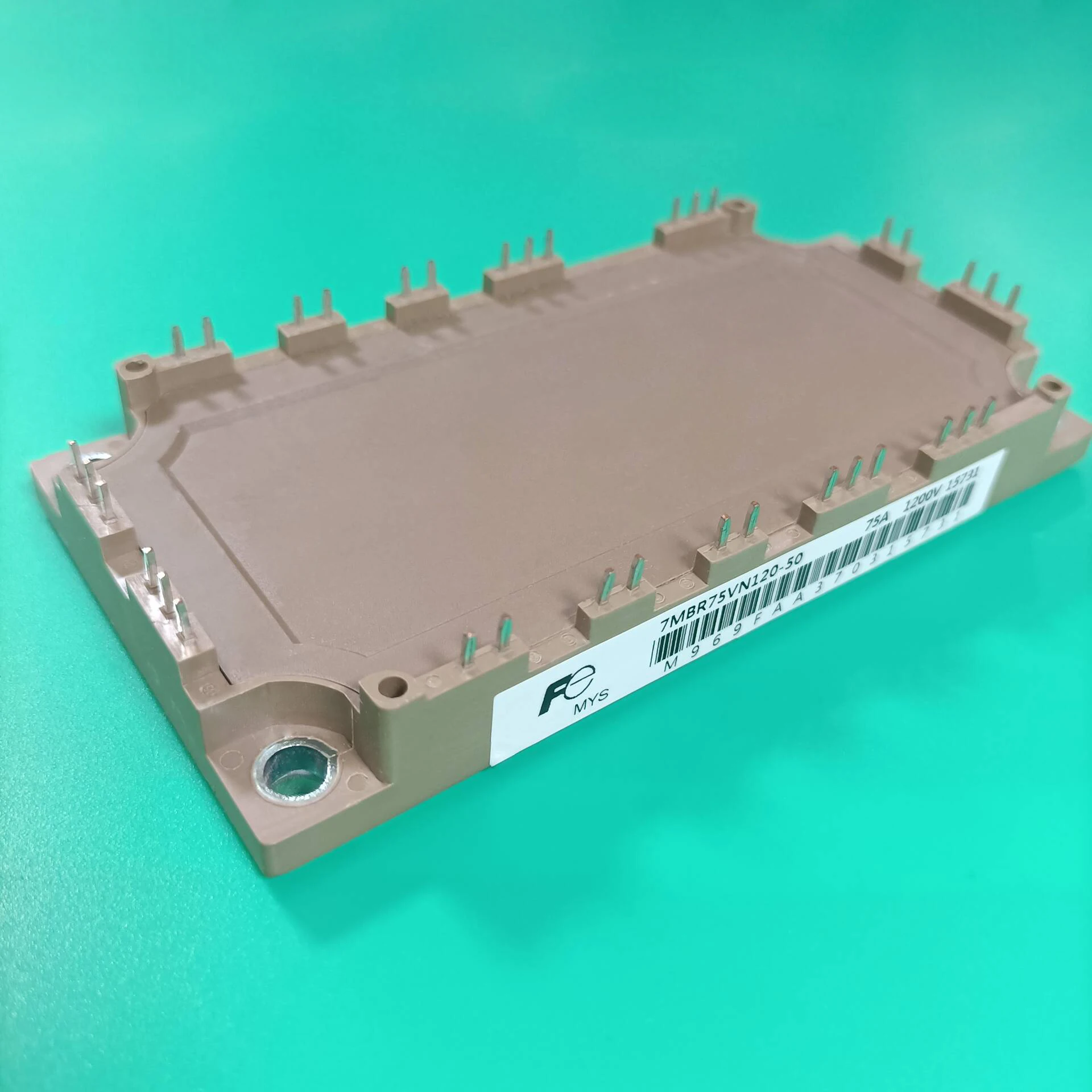 

Модуль 7MBR75VN120-50, 75A, 1200 в, 7MBR75VN12050, 1.2KV, 7MBR75VN, 120-50, 7MBR75V, N120-50 7MBR75, VN120-50 7MBR, 75VN120-50, 7mbr75vn120