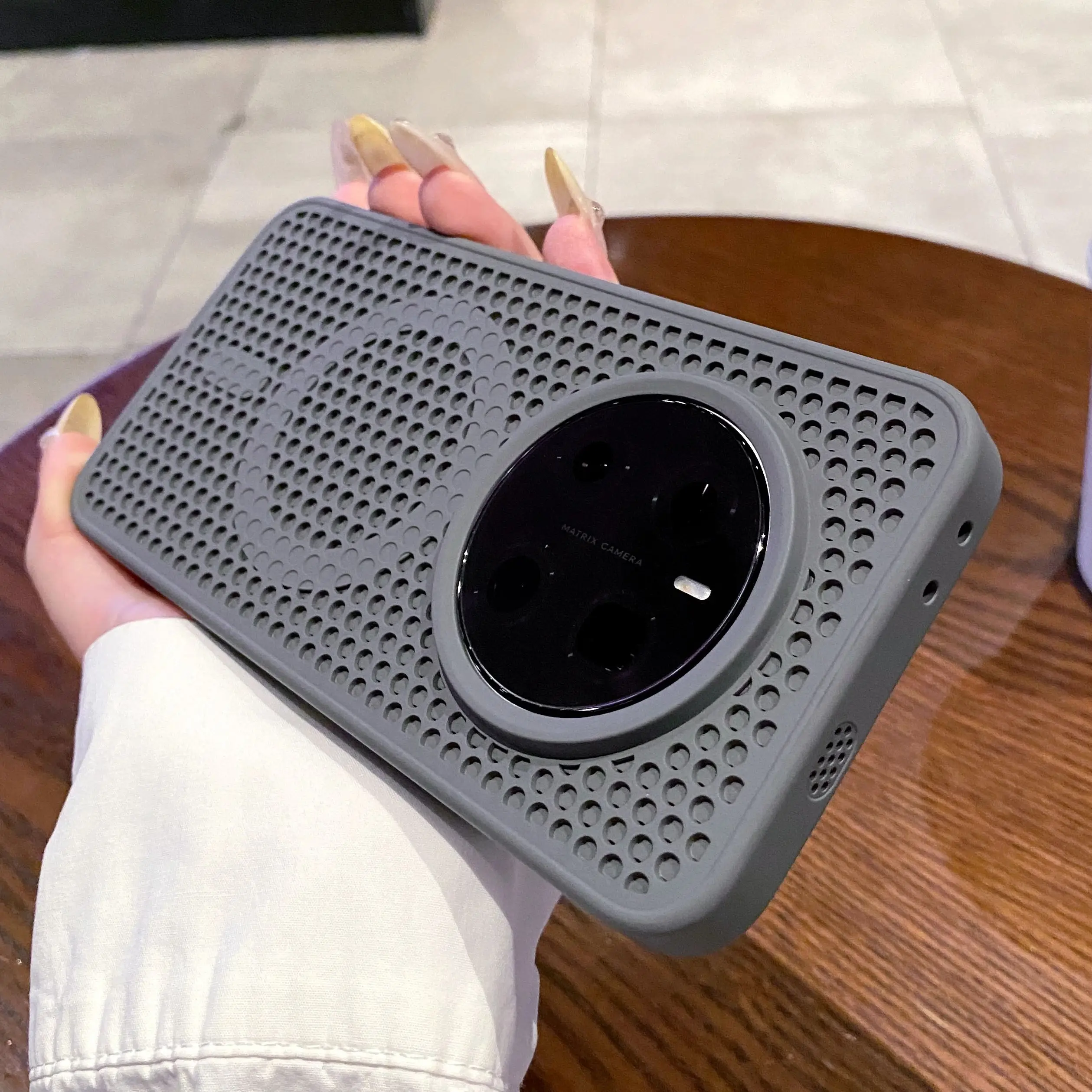 Magnetic Cooling Mesh Heat Dissipation Case with Matte Bumper and Wireless Charging Support