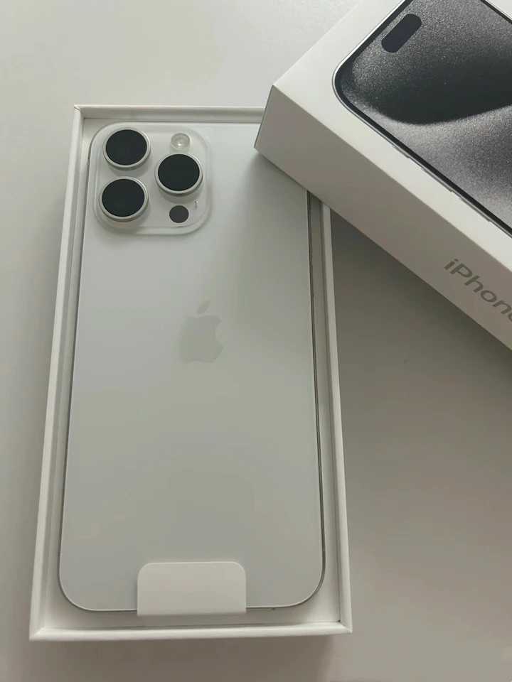 2023 Original Apple iPhone 15 Pro MAX 8GB RAM 256GB/512GB/1TB ROM