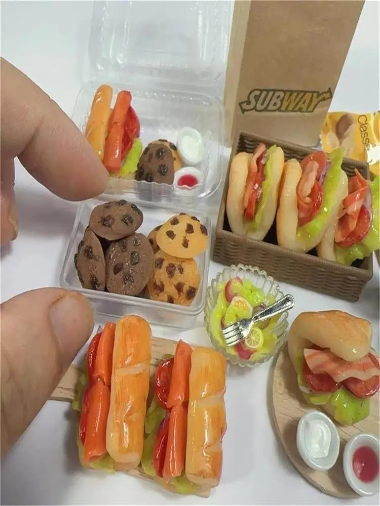 NEW 4PCS/Set 1/6 Scale Dollhouse Miniature Bread Coffee Mini Fast Food for Barbies Blyth OB11 BJD Doll House Toys accessories 2