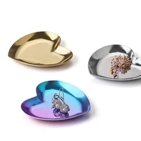 Heart Shape Golden Storage Tray Home Decoration Accessories Metal Jewelry Display Plate Iron Fruit Plate For Kitchen Orgainzer 1