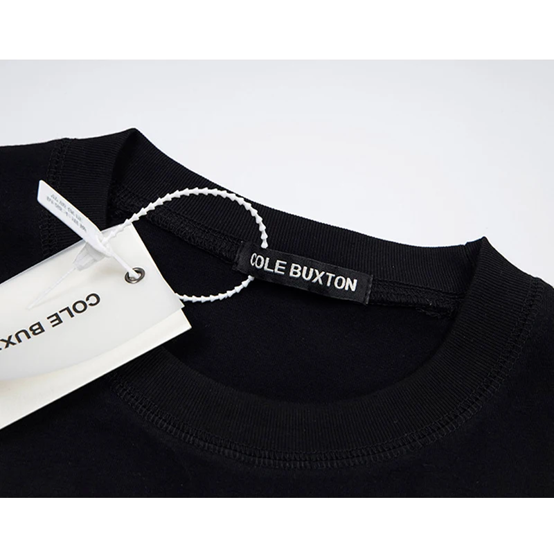 T-shirt oversize da uomo con stampa in sanscrito in cotone_voghion.com