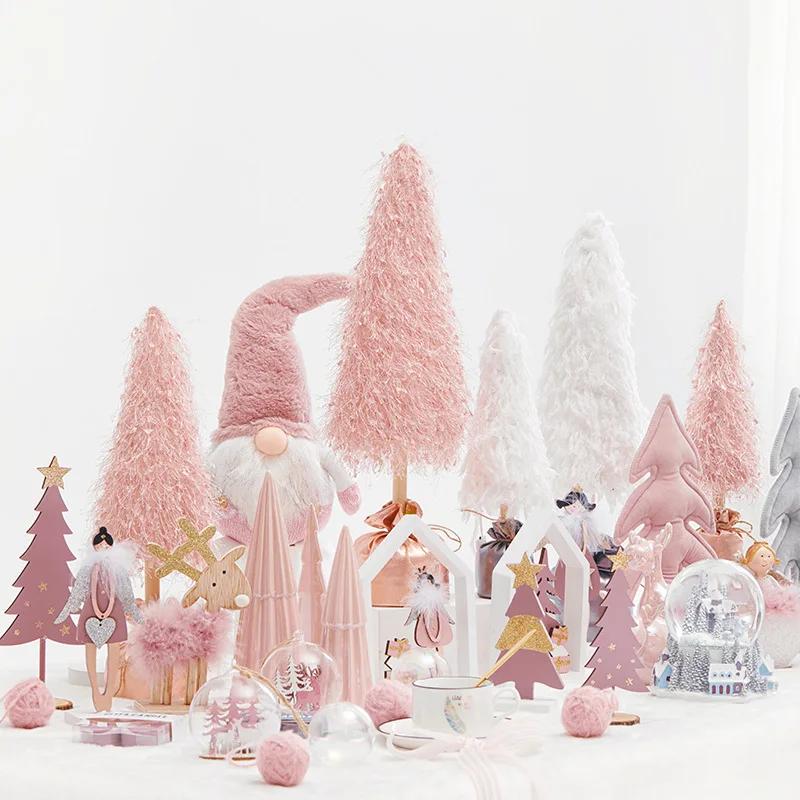 NewPinkChristmasTreeOrnamentsLightEmittingChristmasTreeTable