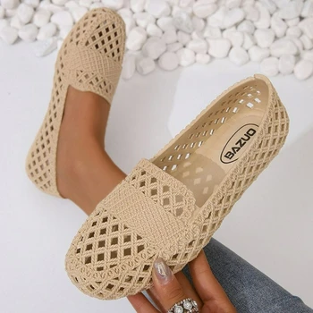 2025 New Summer Women Casual Shoes Flat Sandals Non-slip Fashion Toe-cap Sandals Soft Sole Beach Shoes Hollow Mesh Women Shoes