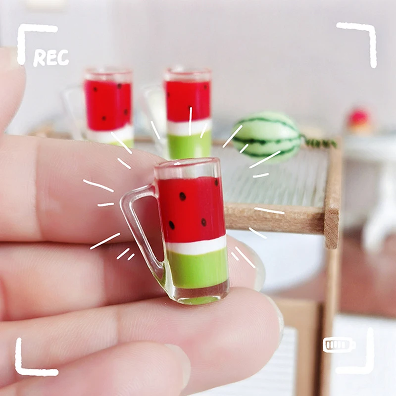 

1/12 Dollhouse Watermelon Juice Dollhouse Mini Drink Cup Dolls House Decoration Accessories For Kid Pretend Play Toy