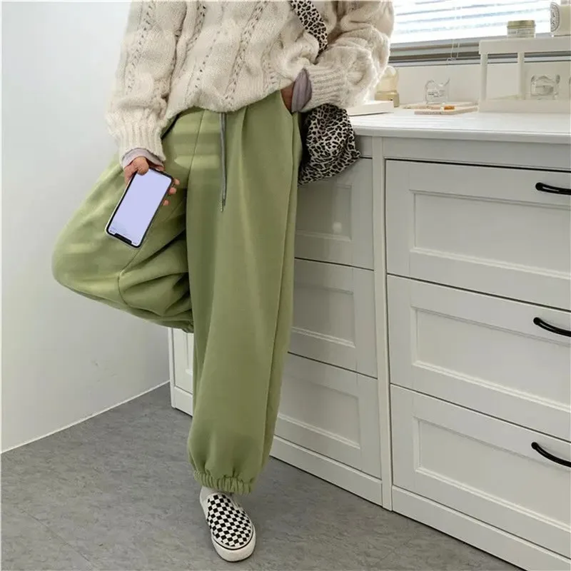 Description Picture 6 of itemWomen'S Fleece Lined Sweatpants Wide Straight Leg Pants Bottom Winter Warm Pants Daily Casual Jogger Sweatpants Sports Trousers