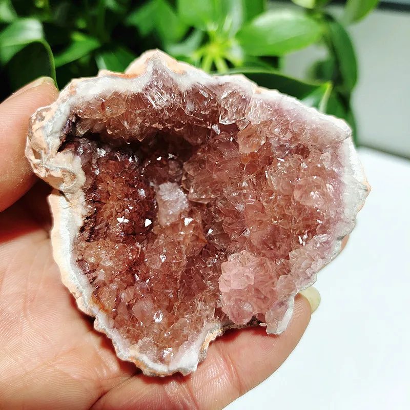 

Natural Pink Amethyst Stone Quartz Raw Crystal Geode Room Decoration Argentina Amethyste Real Mineral Spiritual Healing Crystals