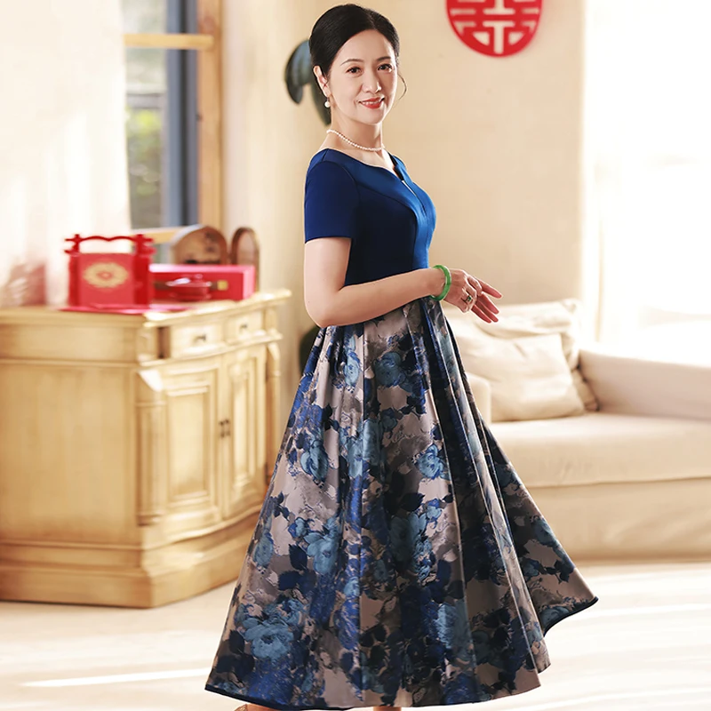 Navy Blue Mother Of The Bride Dresses Elegant Scoop Neck A-Line Tea-Length Satin Women Wedding Party Gowns