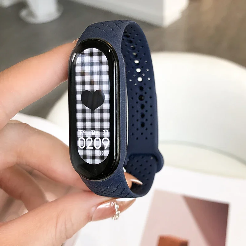 Carbon Fiber Straps for Smartwatch Wristbands - Premium Silicone Bracelet Accessories