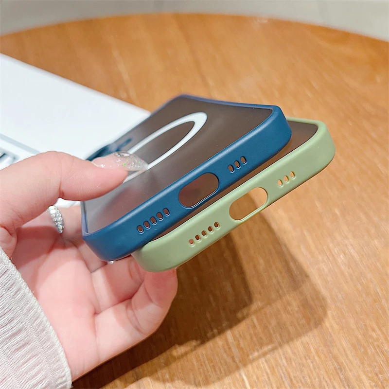 Custodia magnetica opaca di lusso Magsafe per iPhone 11 12 13 14 15 16 Pro Max X XS XR 7 8 Plus con ricarica wireless, trasparente, rigida per PC_voghion.com