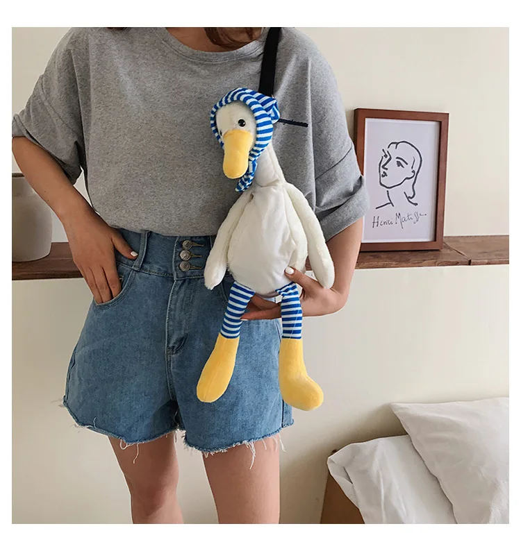 Cute duck plush bag female new ins cartoon funny shoulder bag Girl personality student messenger doll bag