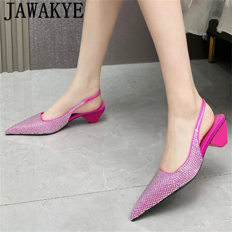 

2024 Summer Pointy Toe Kitten Heel Crystal Sandals Women Fashion Full Rhinestone Slingback Pumps Sexy Party Wedding Shoes Femme