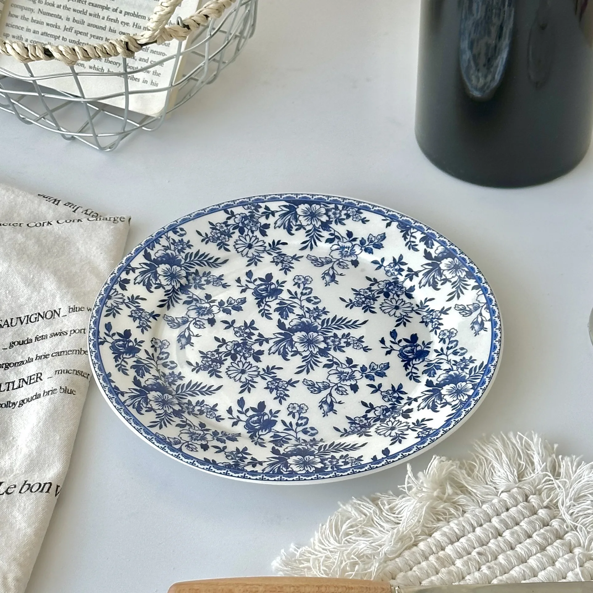 thumbnail image 1 of Vajilla de cerámica azul Retro, restaurante occidental, tazas y platos de café, plato de postre Dim Sum, accesorios para el hogar, 1 of 5