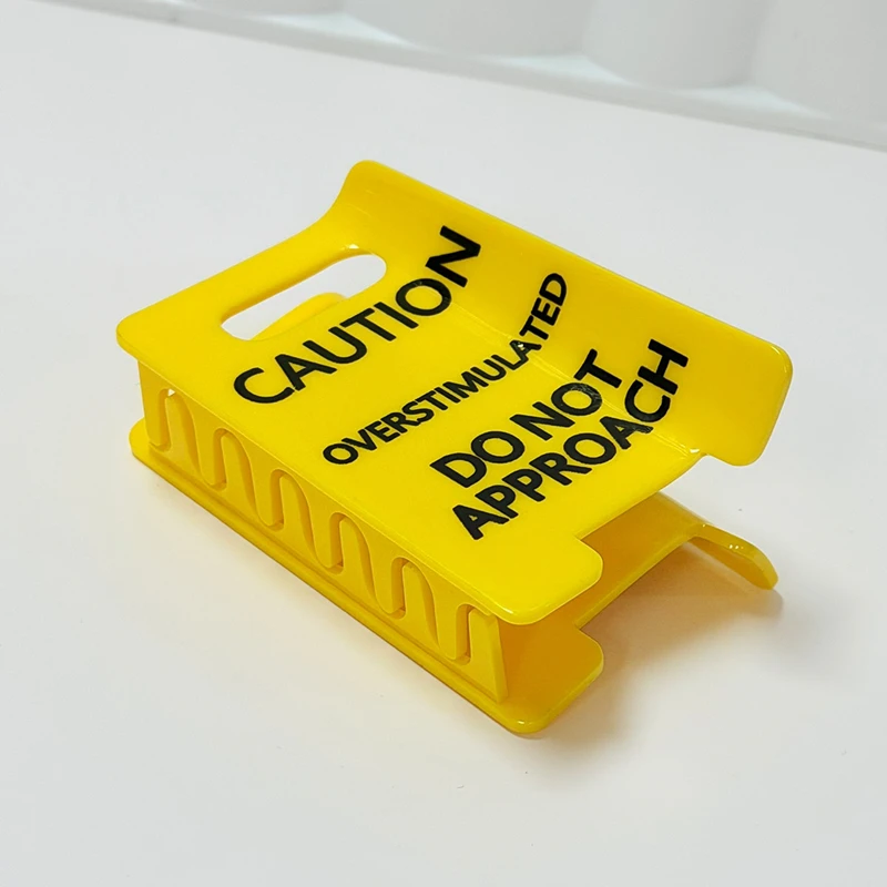 1 Stück Kreative Lustige Hai-Haarspange „Vorsicht: Überstimuliert“ Schreibtisch-Schild Büro- und Heim-Deko Damen Haarschmuck Haarklammer – Detail 5