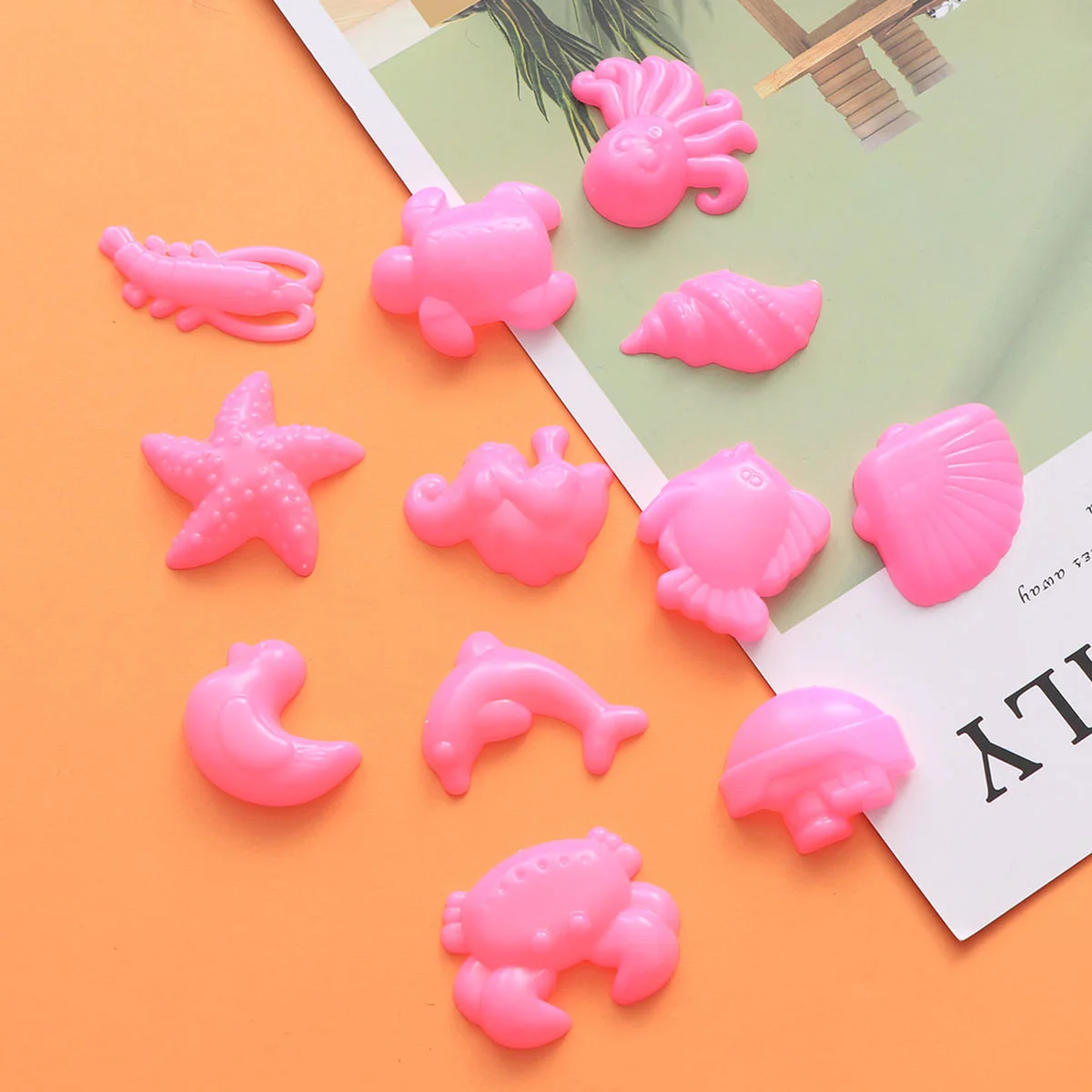 12pcs Play Sand Molds Beach Sand Toys Set Sand Tray Toys Sand Fish Octopus Molds For Kids(Small/Ocean/ Random Color) 6