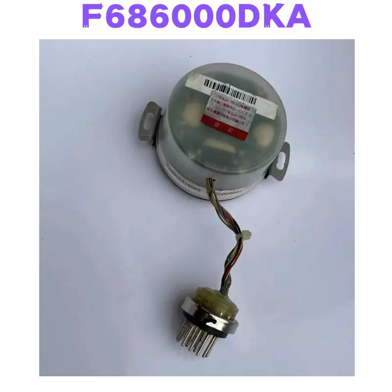 

Б/у F686000DKA серводвигатель, энкодер протестирован