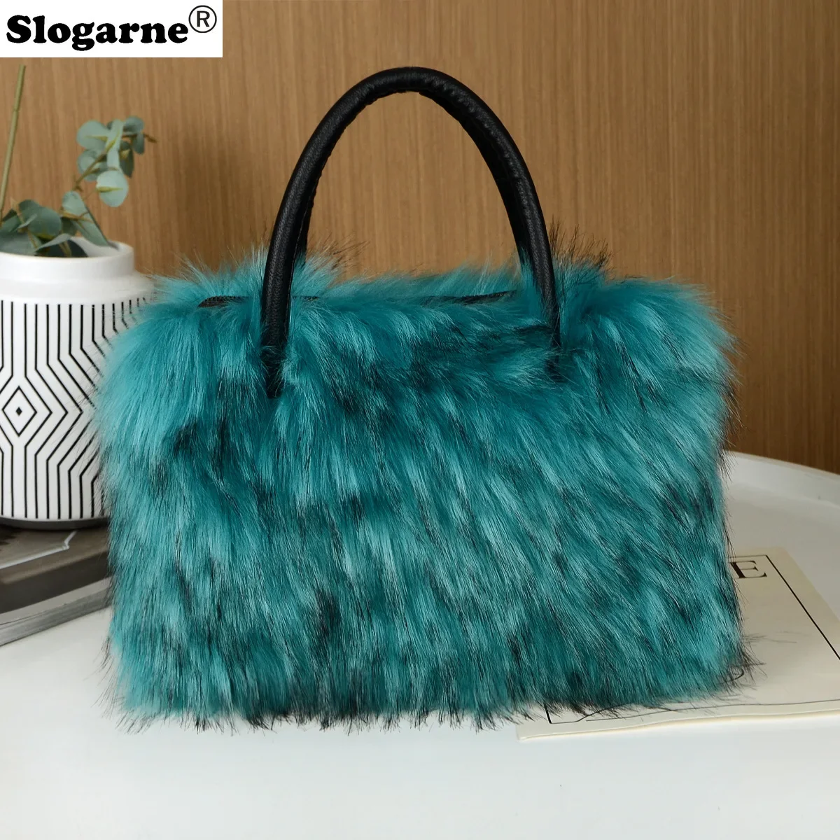 【NONCODE】Kaon Fur Shoulder Bag S7cca4bcfdf4840f1a167b184c7d60