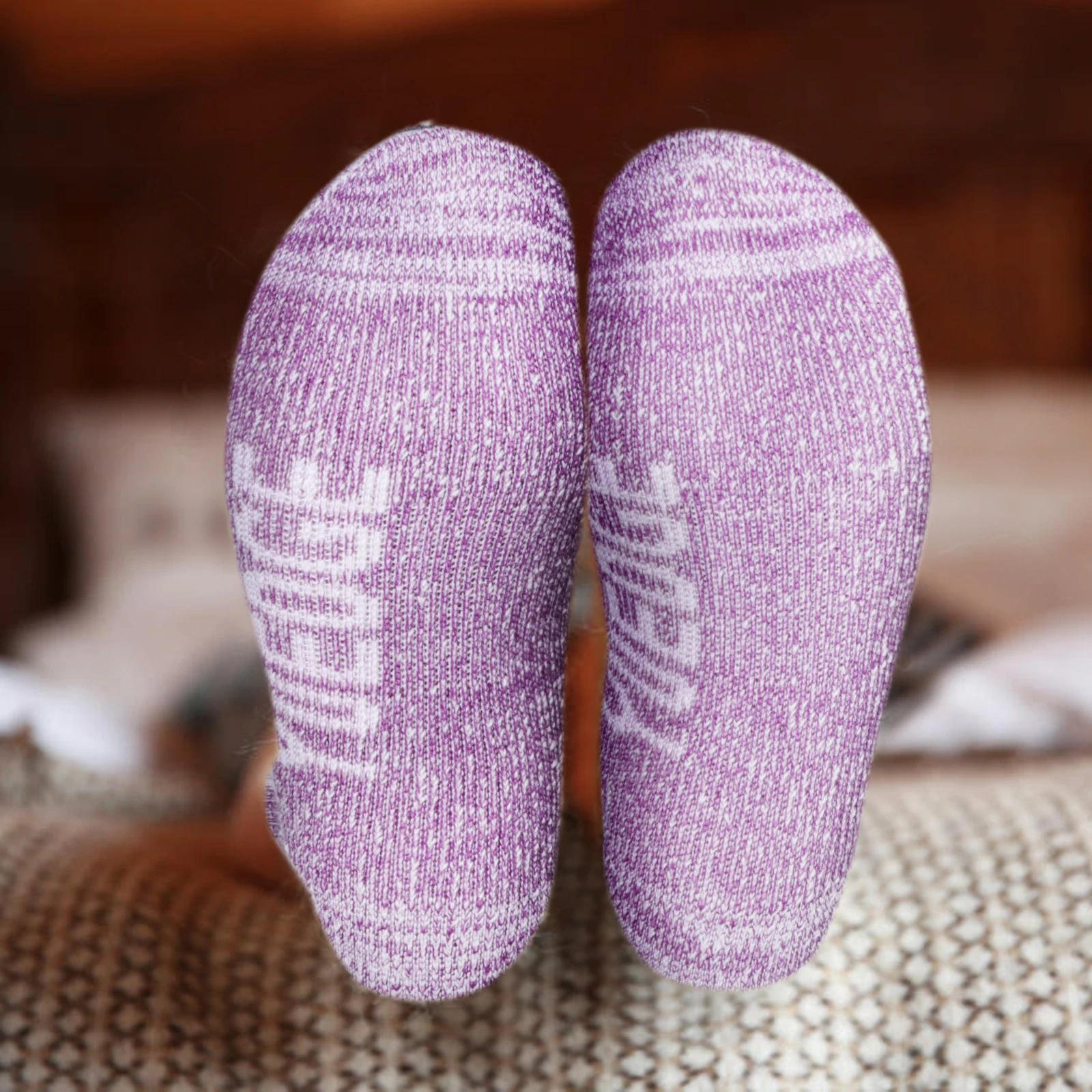 YUEDGE Womens Merino Wool Hiking Socks Cushioned Outdoor Sports Crew Boot Thermal Warm Work Socks For Women 2 Pairs thermal socks women hiking socks
