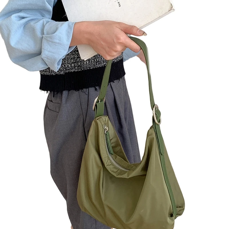 Trendy Shoulder Bags for Females Stylish and Fashionable Underarm Bags Suitable for Daily Use
