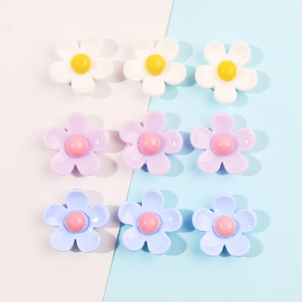 

2023 New Five Petal Sunflower Shoe Accessories Cream Resin Jewelry Small Accessories DIY Material Bag Handmade Gifts
