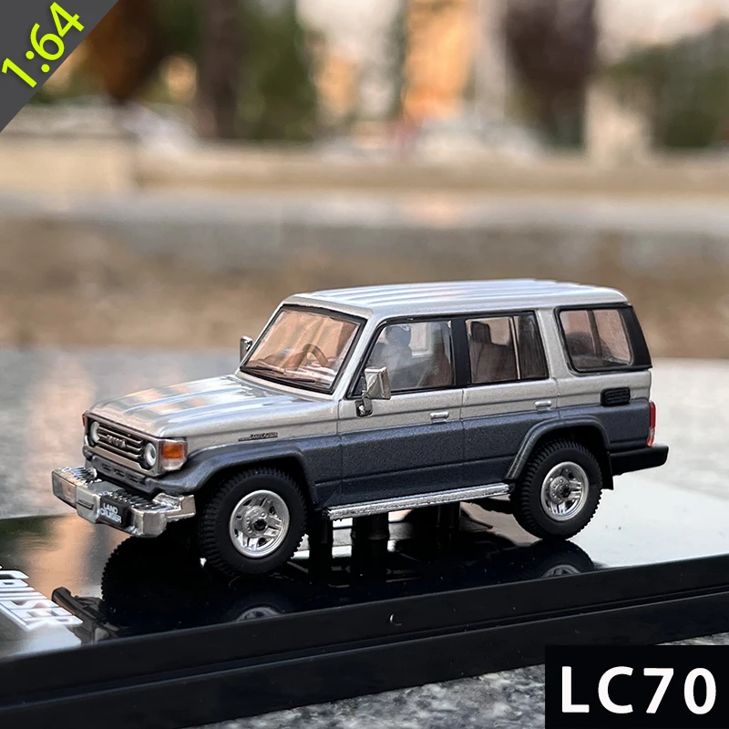 HobbyJapan164LandCruiserLC70ZXSilverAlloySimulationModelCar.jpg