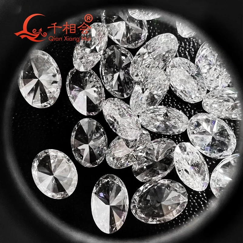 Melee oval-cut HPHT lab-grown diamonds, D color, 0.055CT to 0.7CT, VS1 clarity, perfect for elegant jewelry designs.