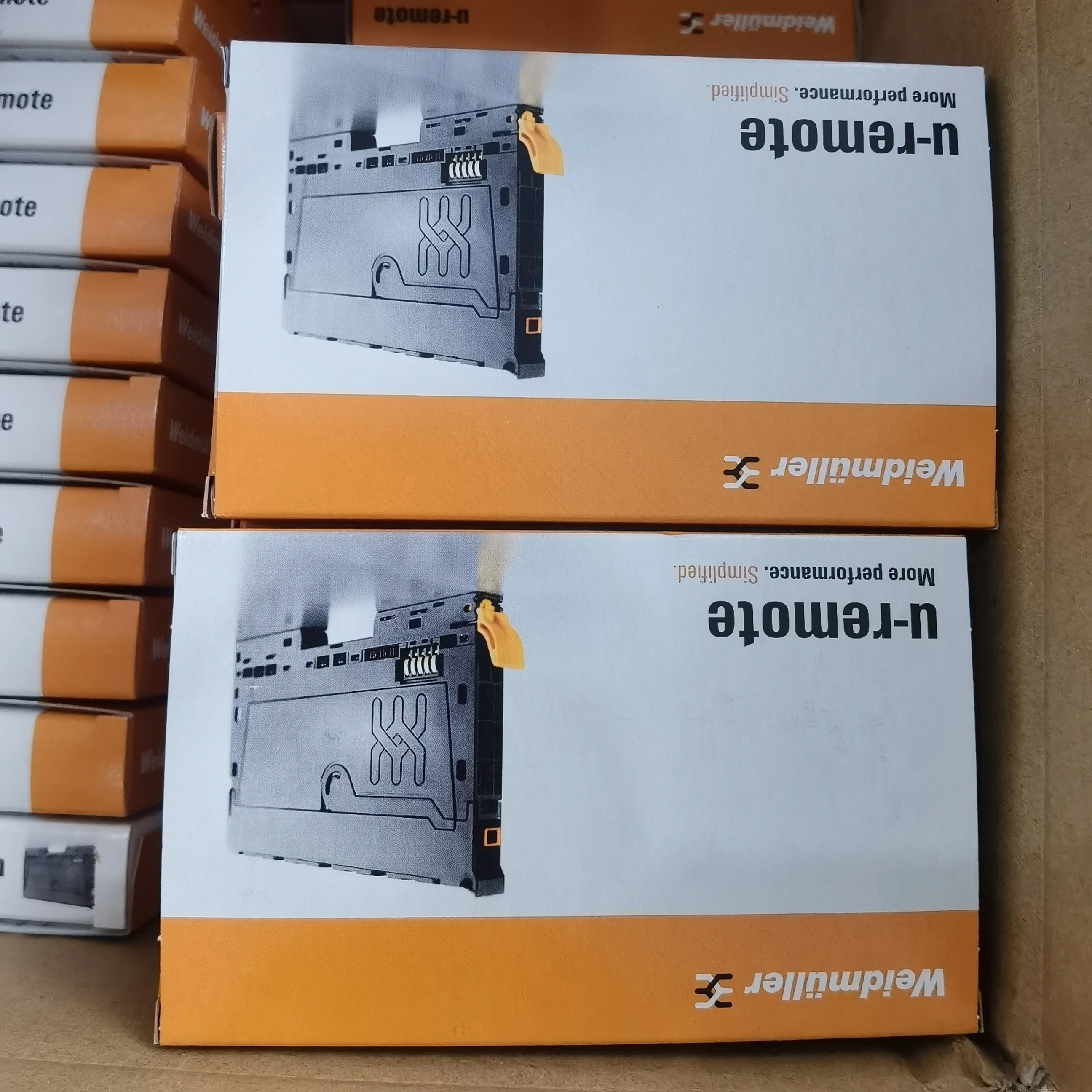 

Новинка, оригинальная фотография weidмingller UR20-16DO-N 1315440000