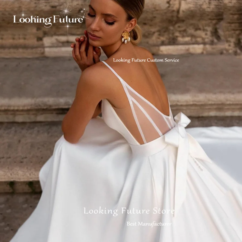 Simple White Wedding Dresses A-Line Spaghetti Straps Bridal Dress Pleat Sexy Deep V-Neck Backless Lace Up Bow Sweep Train 2024