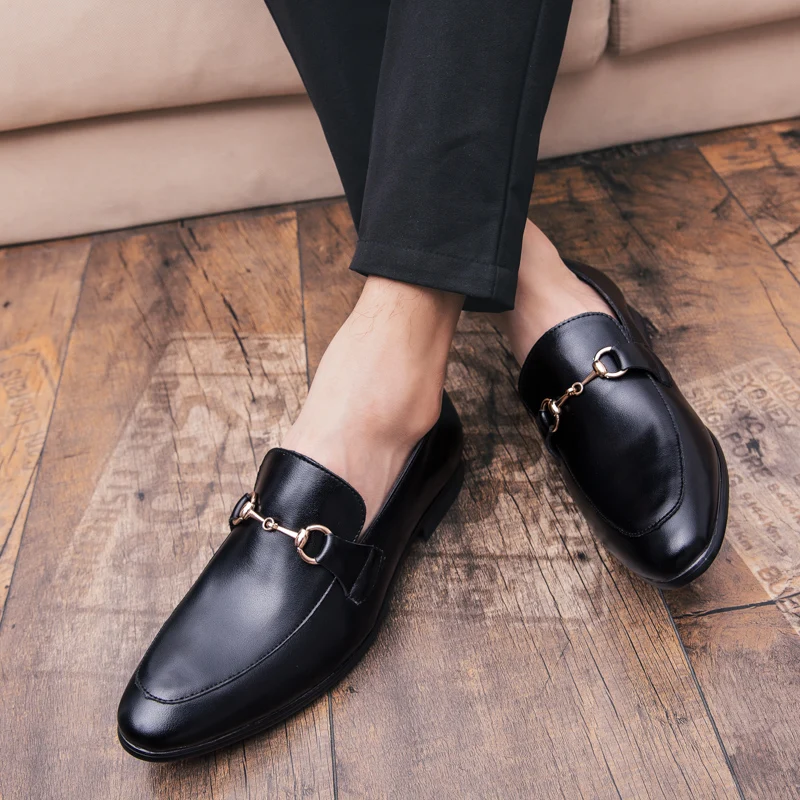 2024 Men's Casual Shoes Genuine Leather Mens Classic Retro Buckle Loafers Moccasins Men Comfortable Outdoor Driving Flats