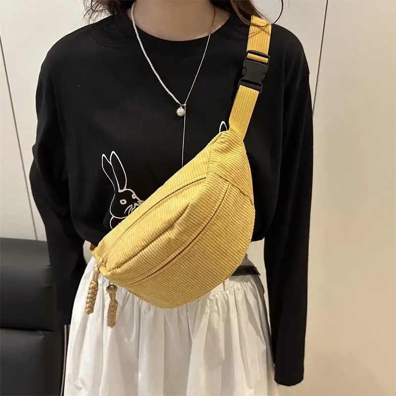 �� Damen-Gürteltasche aus Cord, verstellbarer Riemen, Umhängetasche, modische Brusttasche, Sport-Umhängetasche, solide Tasche mit großer Kapazität – Detail 2